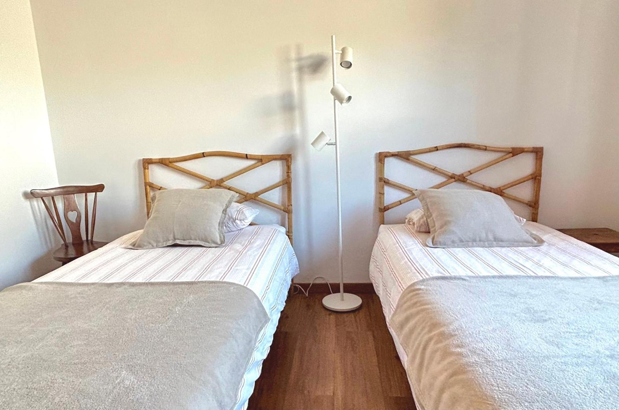 Colares Beach House, Pool Child Friendly 외부 사진