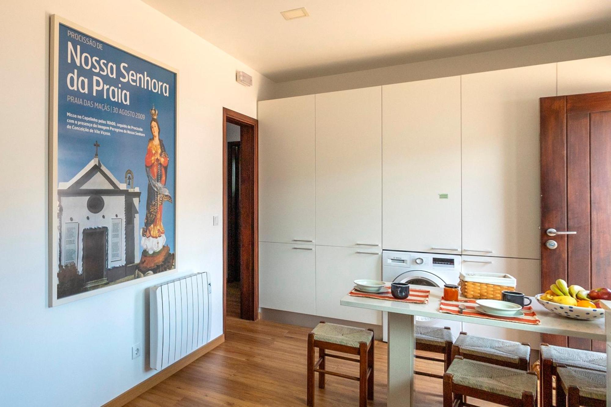 Colares Beach House, Pool Child Friendly 외부 사진