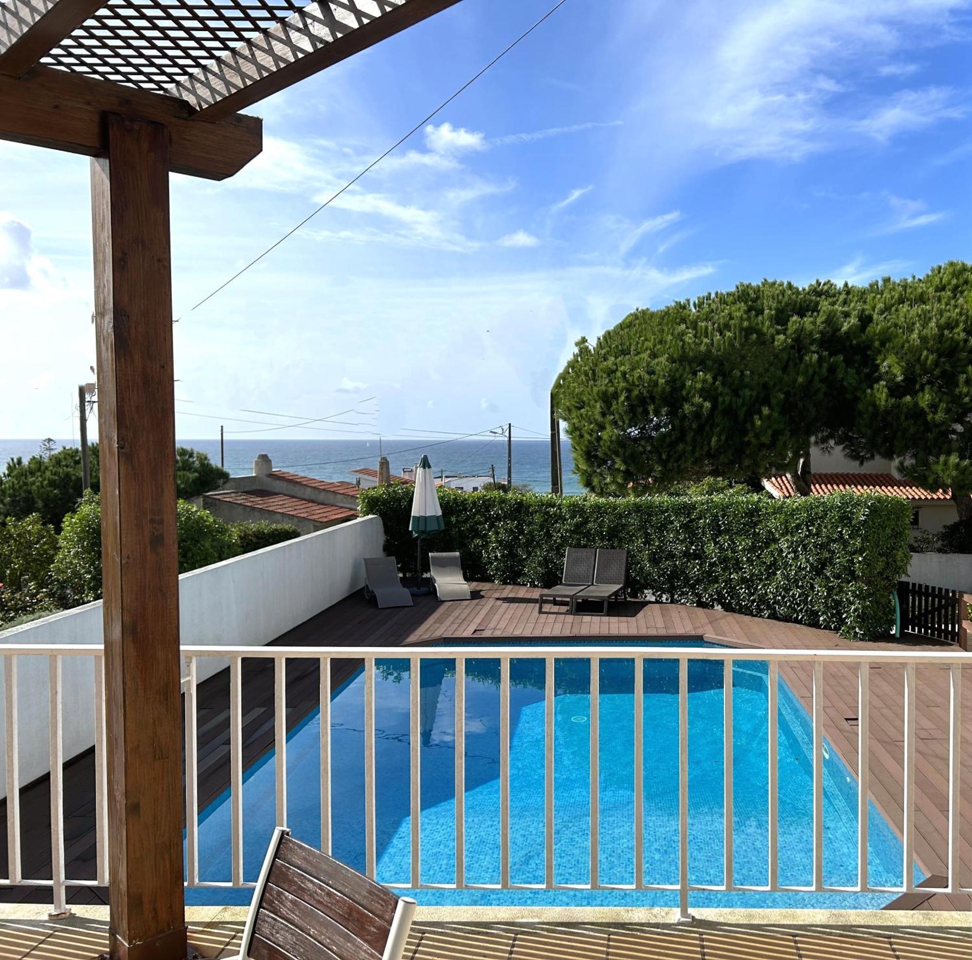 Colares Beach House, Pool Child Friendly 외부 사진