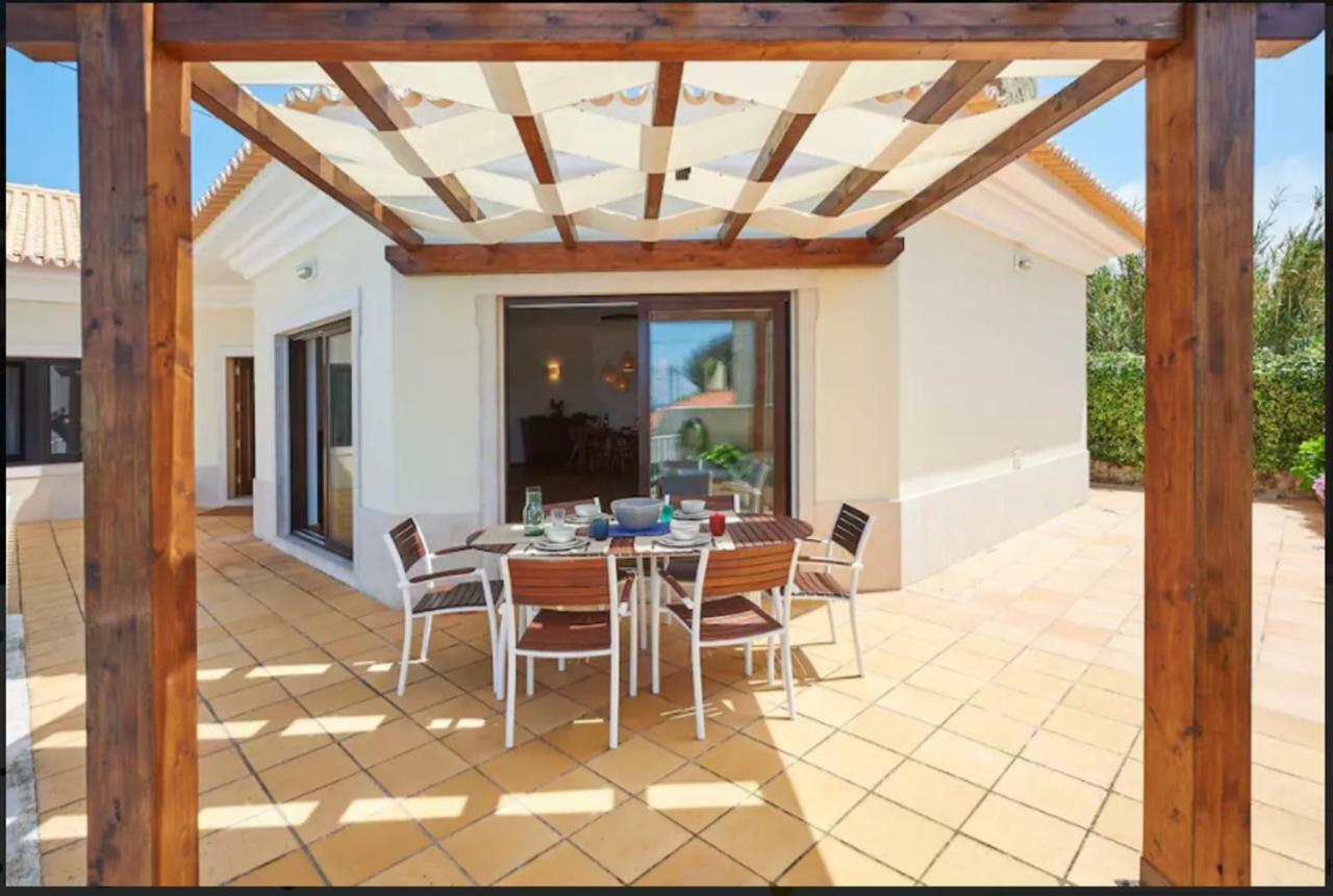 Colares Beach House, Pool Child Friendly 외부 사진