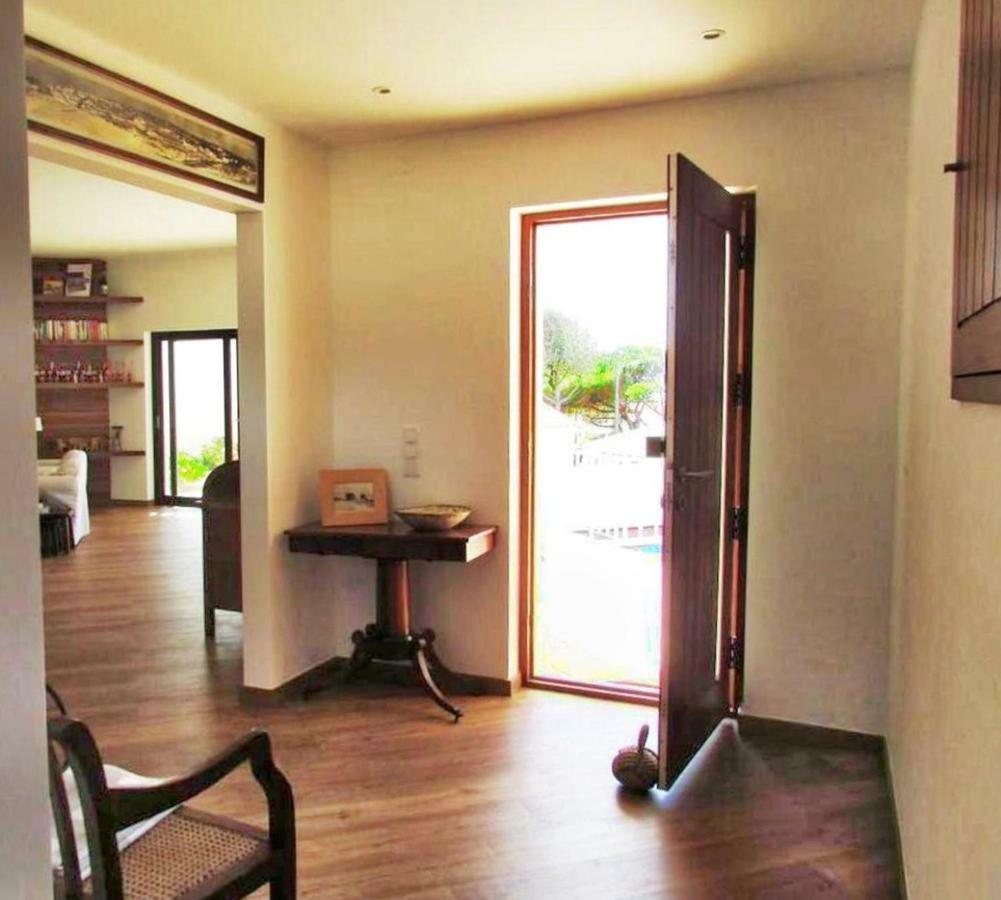 Colares Beach House, Pool Child Friendly 외부 사진